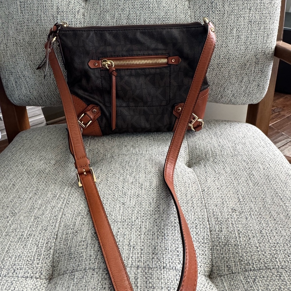 Michael Kors Fallon Coated Canvas Brown Crossbody Bag
